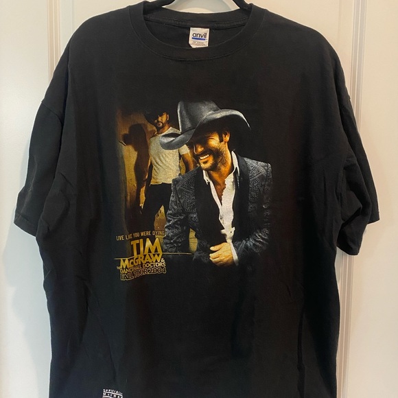Official Tim McGraw & The Dancehall Doctors Fall 2004 Tour t-shirt - Picture 1 of 7